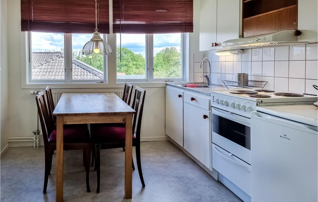 Nice apartment in Gullspång with WiFi&1 Bedrooms Exteriör bild